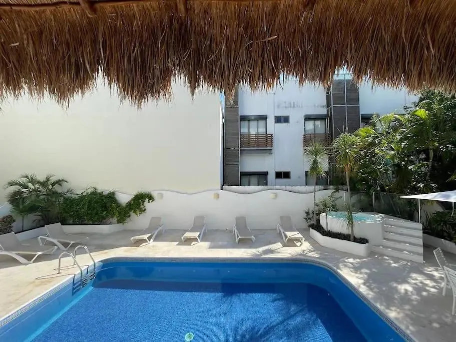Suites Amplias En Quinta Avenida Playa del Carmen 0*,